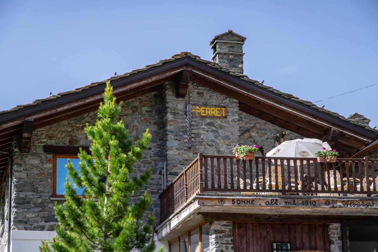 Hotel & Restaurant Perret - Mountain People ヴァルグリゼンケ エクステリア 写真